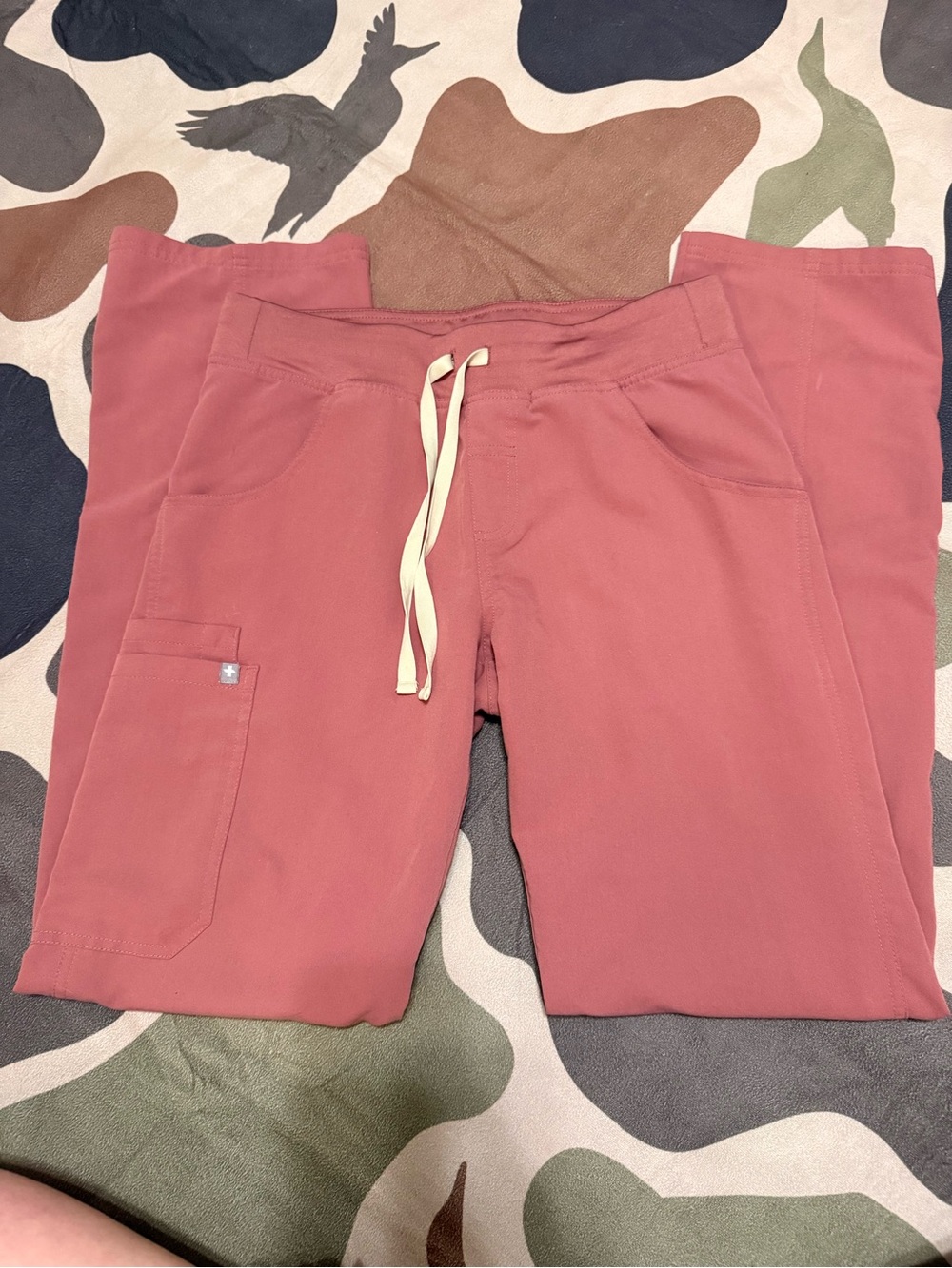 Figs scrub Pants - Dusty Rose